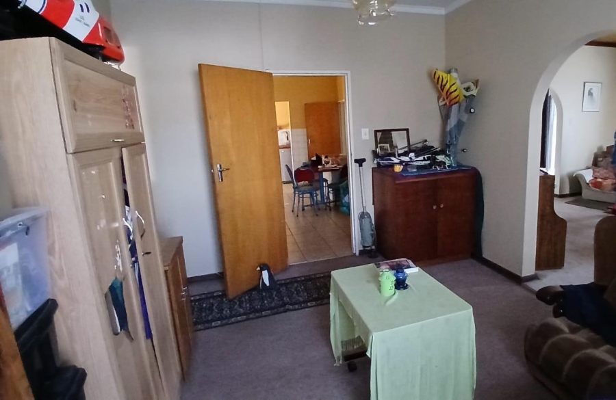 4 Bedroom Property for Sale in Fleurdal Free State